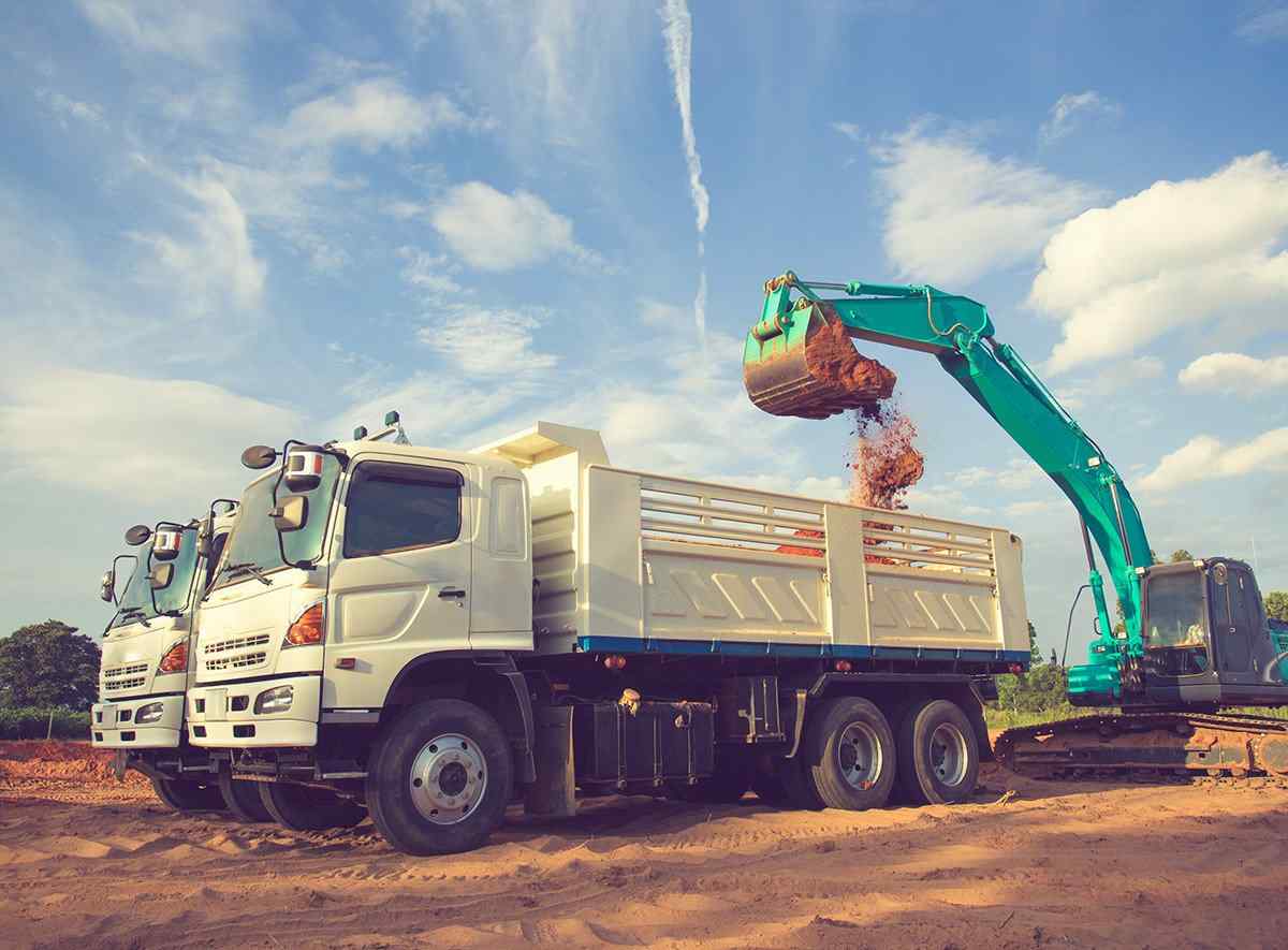 https://hhse12.cdemty.com/wp-content/uploads/2017/08/inner_big_trucks_03.jpg